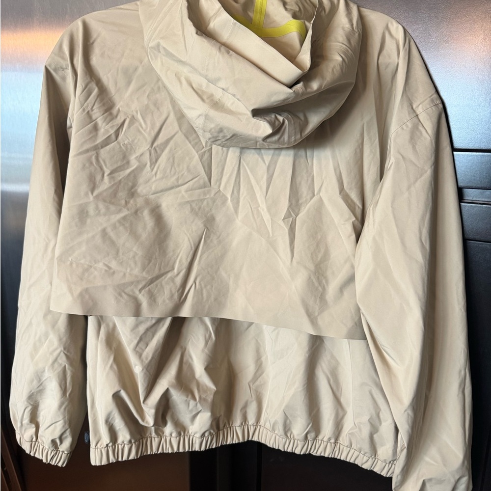 lululemon LAB Waterproof Shell - Picture 7 of 7